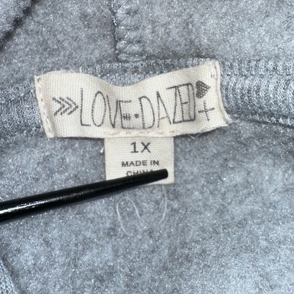 Gray Butterfly Hoodie Size 1X by Love+Dazed
Soft Fabric Casual Wear Spring - Picture 4 of 4
